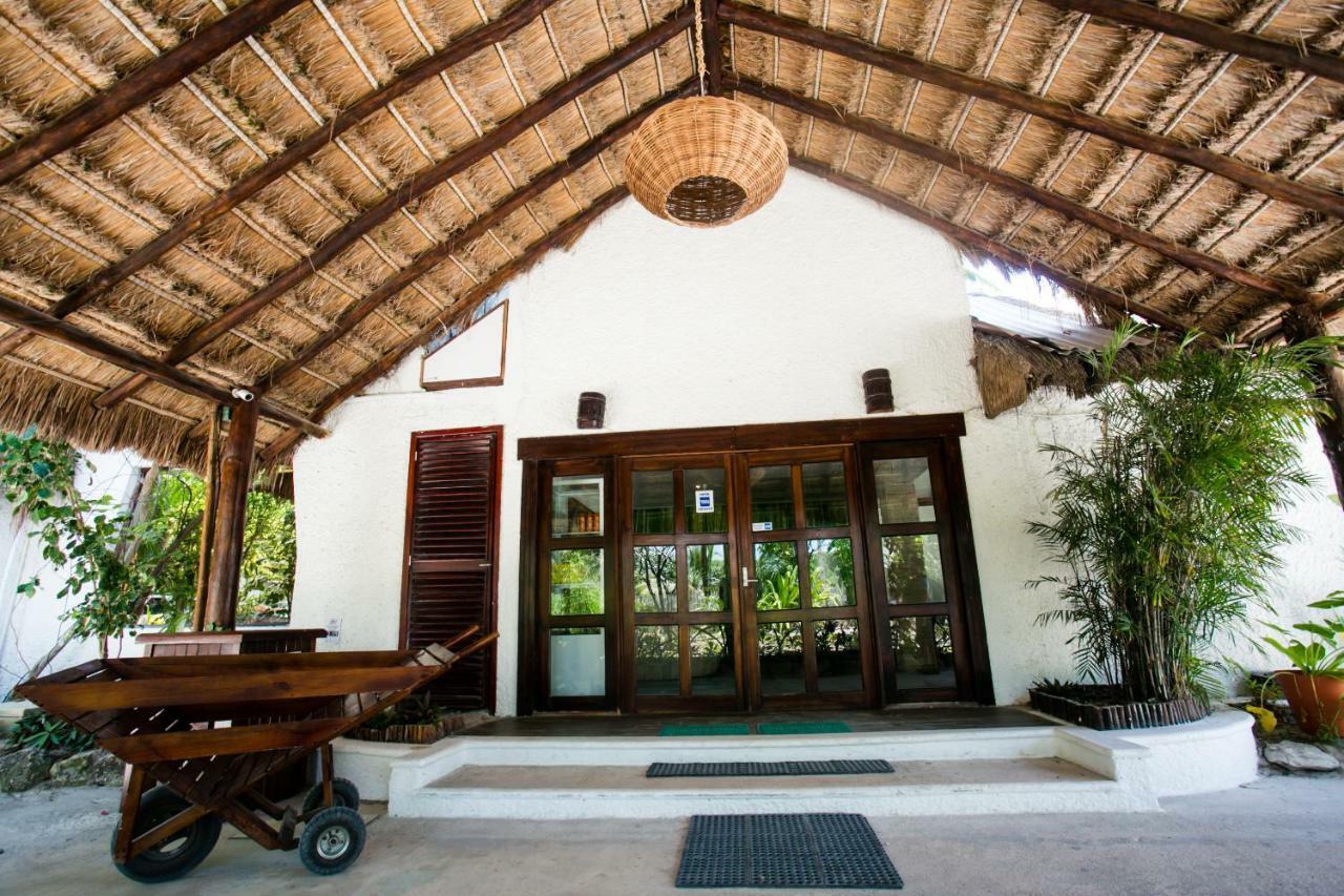 Hotel Cabana Los Lirios Tulum Kültér fotó